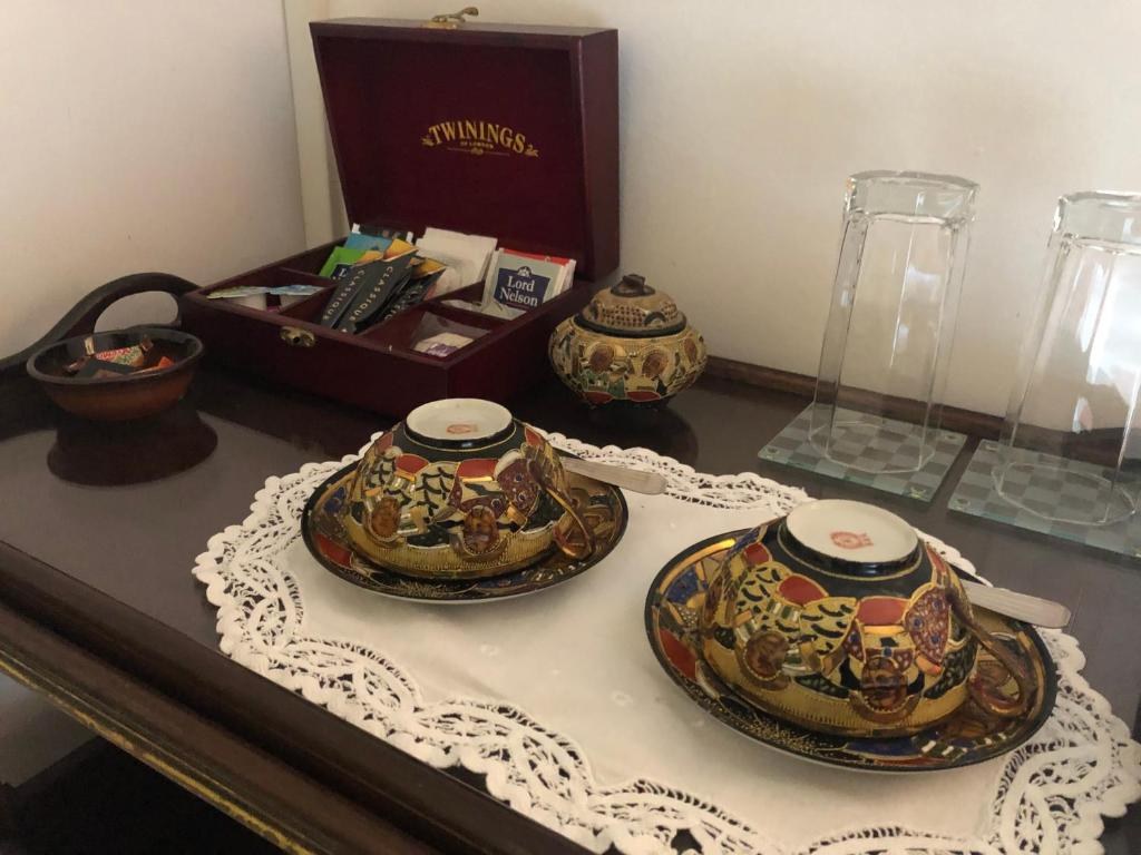 Chambre Rouge — plateau de courtoisie